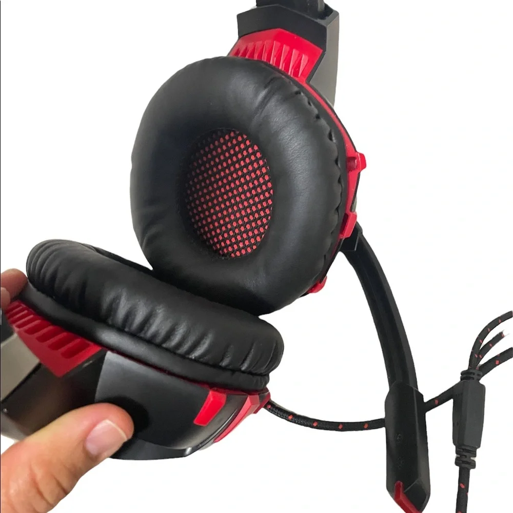 ONIKUMA K2 PRO WIRED LUMINOUS COMPUTER GAMING HEADSET (BLACK RED)